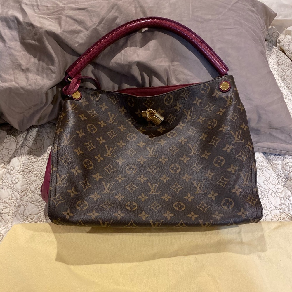 Louis Vuitton bag